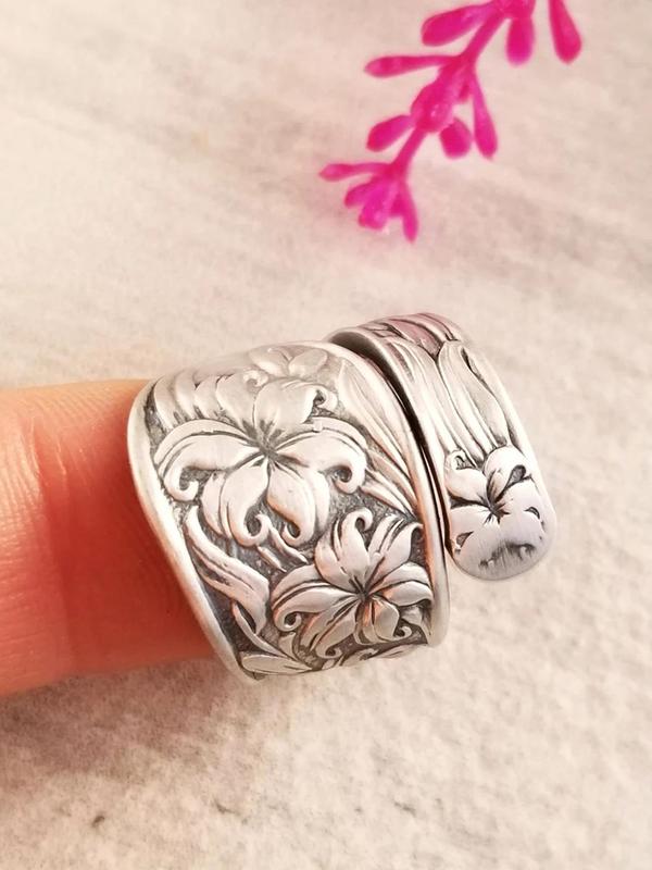 Vintage Flower Design Cuff Ring, Fashion Hand Jewelry for Party, Daily Clothing Decor, Trendy All-match & Exquisite Jewelry for Gift