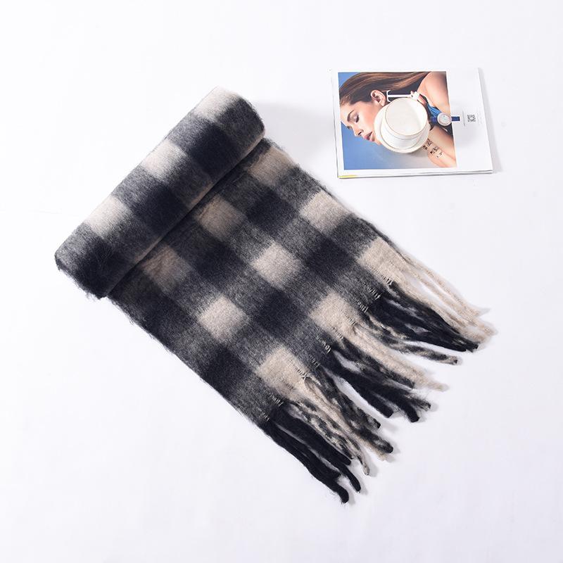 2024 Winter Scarf for Women Luxury Cashmere Warm Classic Check Blanket Wraps Female Thick Soft Big Tassel Shawl Long Poncho