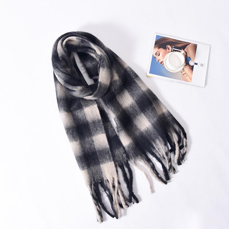 2024 Winter Scarf for Women Luxury Cashmere Warm Classic Check Blanket Wraps Female Thick Soft Big Tassel Shawl Long Poncho