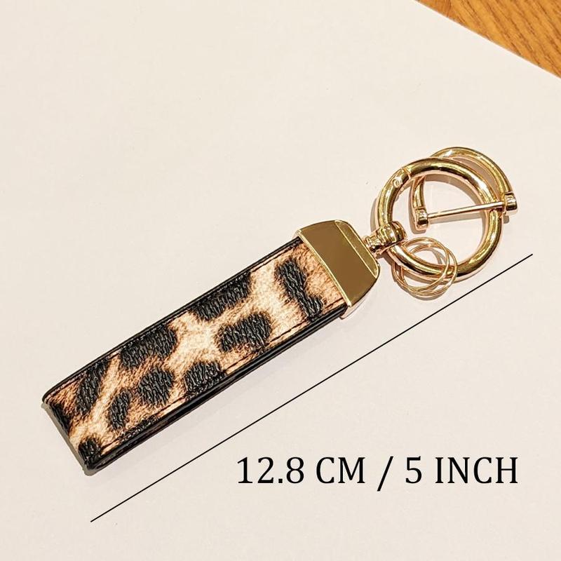 Leopard-Print Car Keychain, Anti-lost D-ring Keychain, Fashionable PU Leather Key Ring for Women and Men, Car Interior Accessories