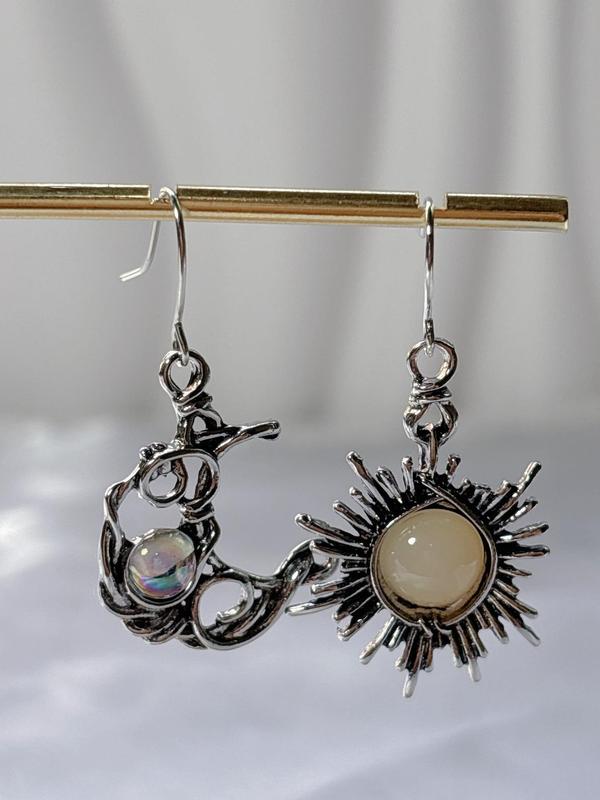 1 Pair Women's Boho Vintage Asymmetrical Sun & Moon Dangle Earrings, Elegant Trendy Dangle Earrings with Artificial Gemstone, Fashionable Jewelry for Women & Girls