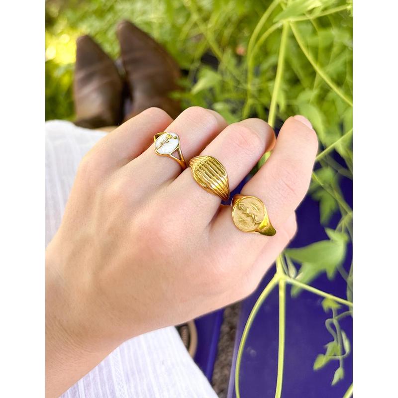 Wildflower Signet Ring