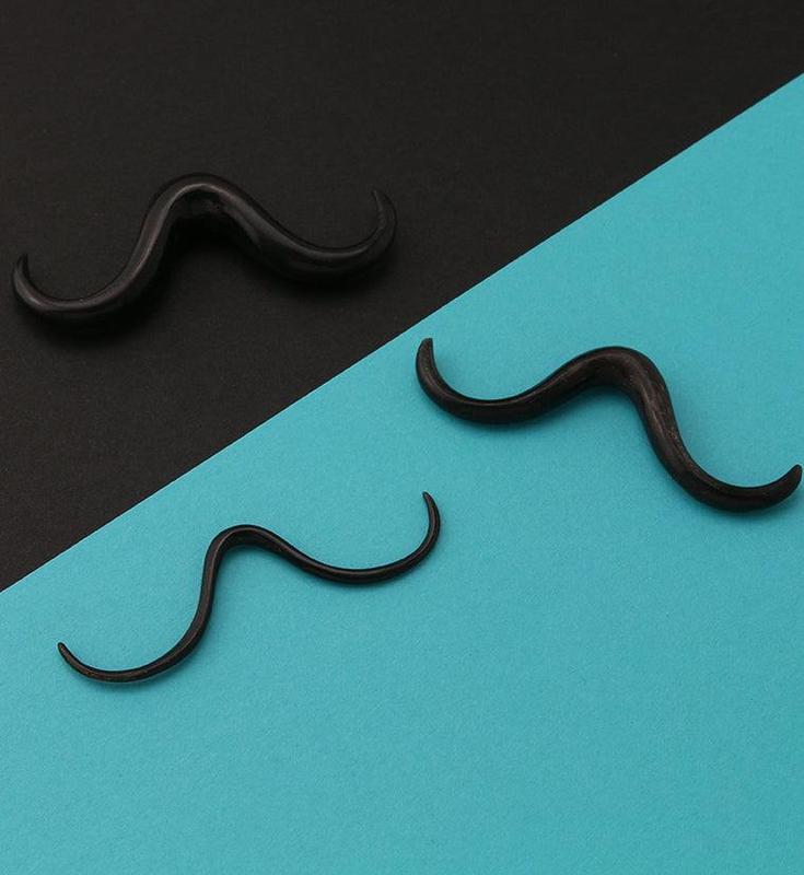 Curly Mustache Horn Septum Bar