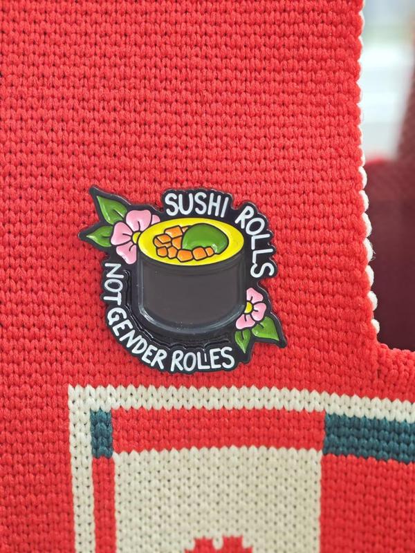 Sushi Roll Badge, Cute Cartoon Food Badge, Fashion Alloy Badge for Women & Men, Trendy All-match & Exquisite Brooch for Birthday Gift