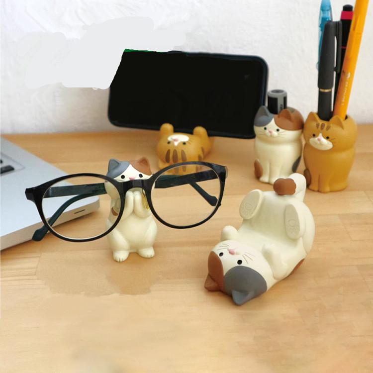 Cute Cat Design Glasses Holder, 1 Count Resin Ornament Glasses Holder, Creative Desktop Decoration for Home Living Room & Office & Coffee Shop