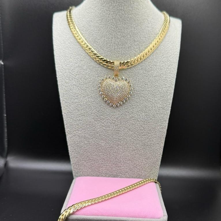 Gold Plated Heart-Shaped Pendant Set Bracelet and Necklace for Women