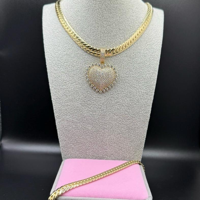 Gold Plated Heart-Shaped Pendant Set Bracelet and Necklace for Women