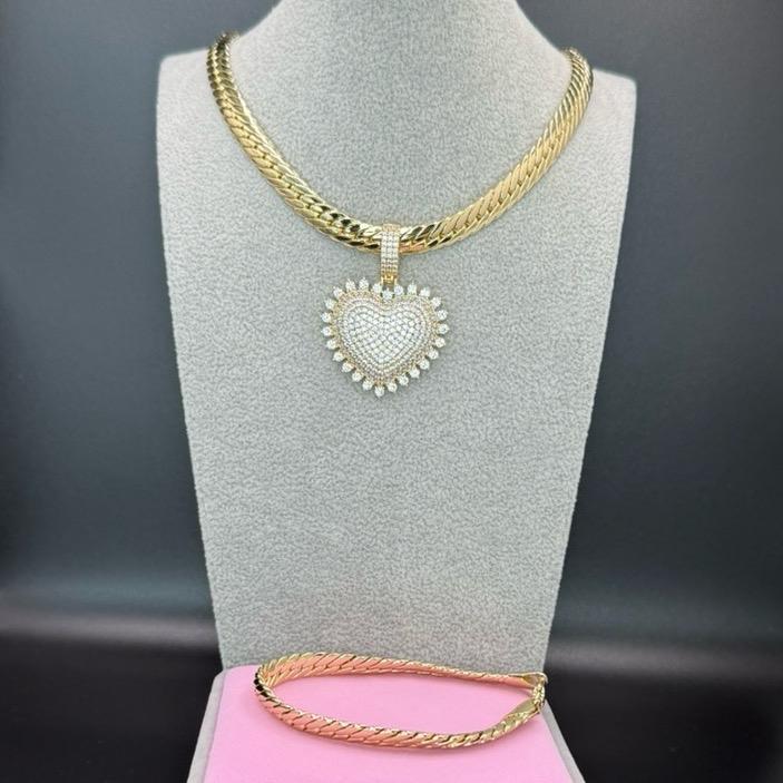 Gold Plated Heart-Shaped Pendant Set Bracelet and Necklace for Women