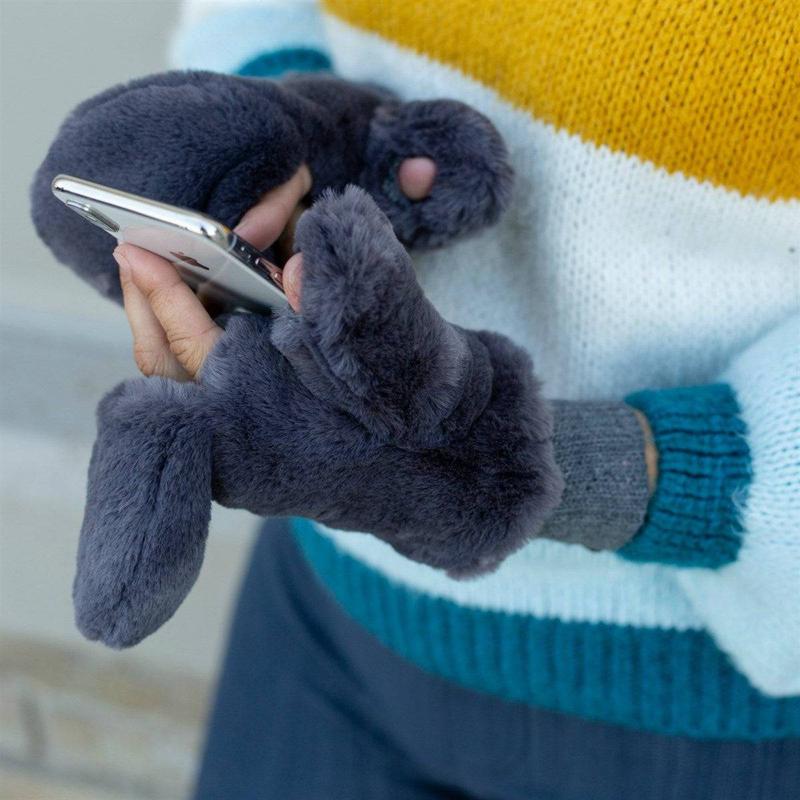 CC Faux Fur Touchscreen Accessible Mittens