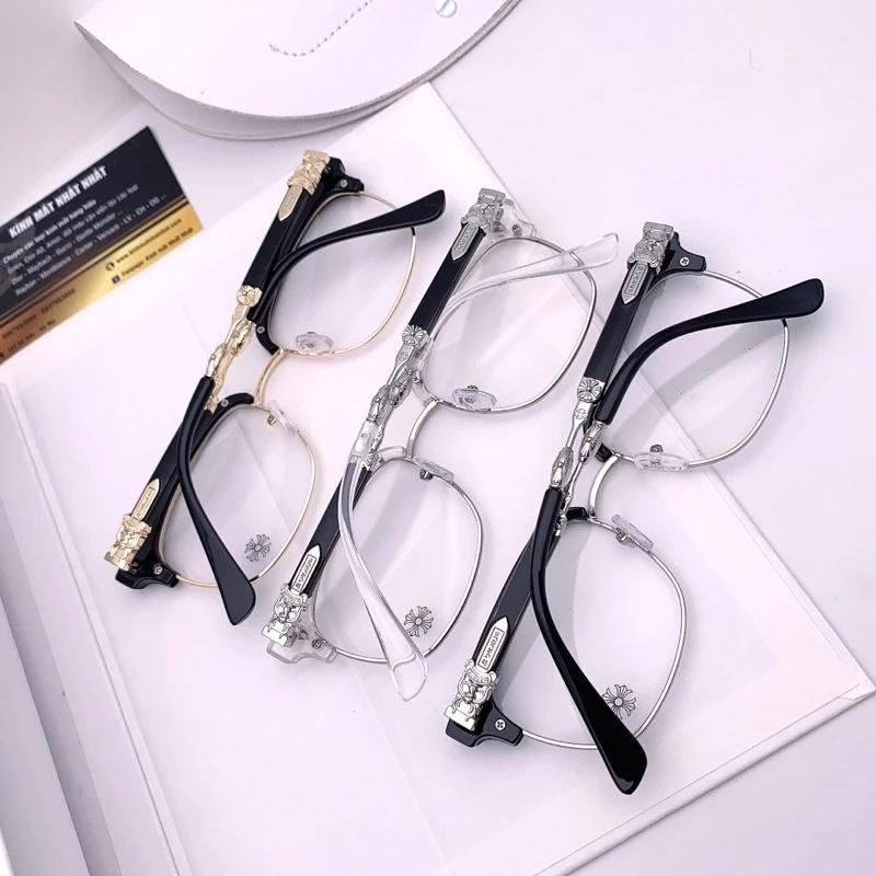 Chr0me hearts glasses are high-end fashion, super hot, beautiful and sturdy.