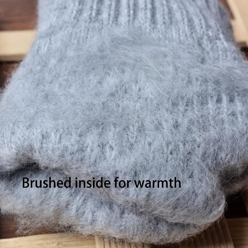 Unisex Warm Knit Touch Screen Gloves - Stretchable Full Finger, Wool-Feel Winter Mittens for Men & Women