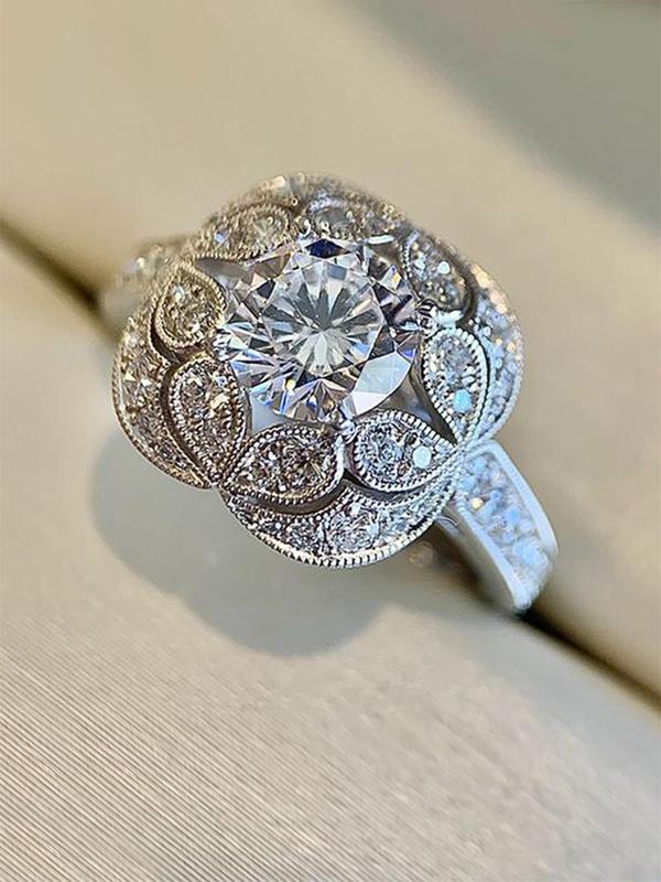 Elegant Flower Design Rhinestone Decorated Ring, Exquisite Trendy Ring, Fashionable Jewelry for Women As Engagement Anniversary Party Jewelry Gift